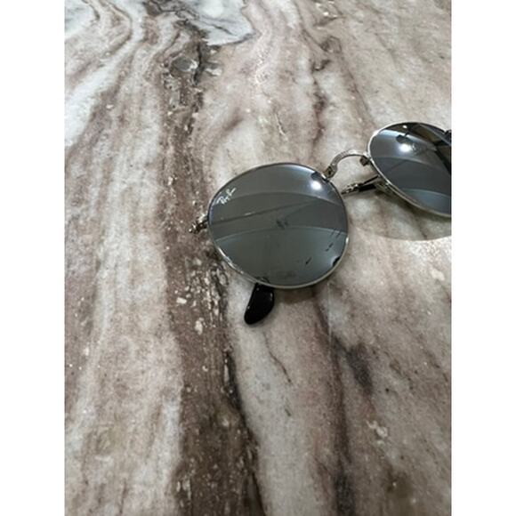 Ray Ban Blue and Silver Mirror Sunglasses Foldable Comes with case - Picture 5 of 10